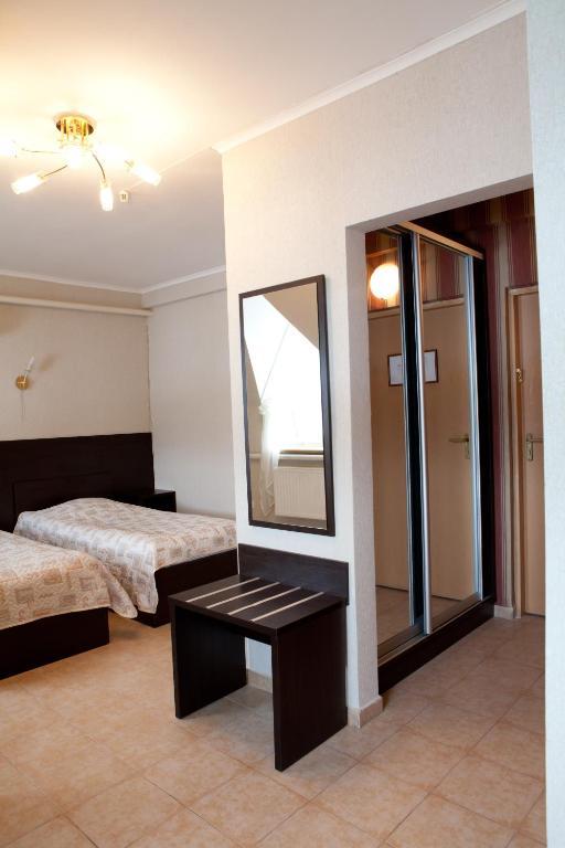 Hotel Complex Verhovina Kiev Exterior foto